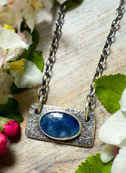 Vertice  Natural Deep Blue Necklace