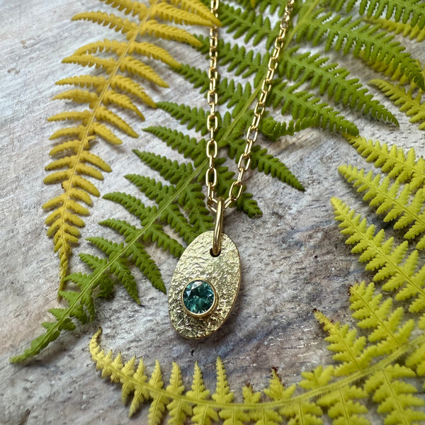 Maine Dunton Mine  Tourmaline 18k Gold Oval Medallion