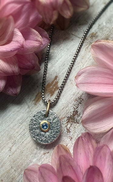 Mini  Medallion Silver & 18k Gold Setting  Ceylon Sapphire