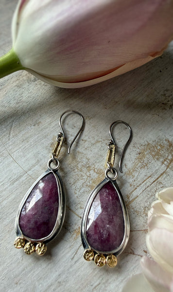 Natural Ruby Paperclip Rondel Earrings