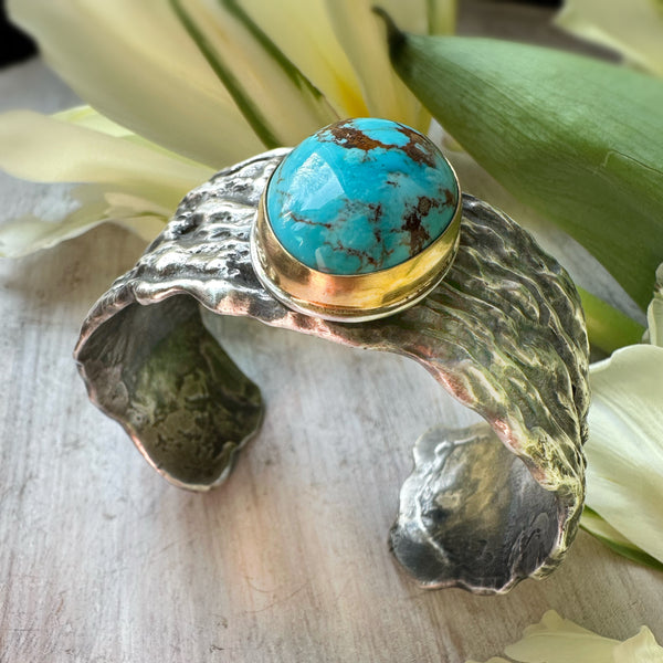 Kingman Ripple Cuff 18k Gold and Silver