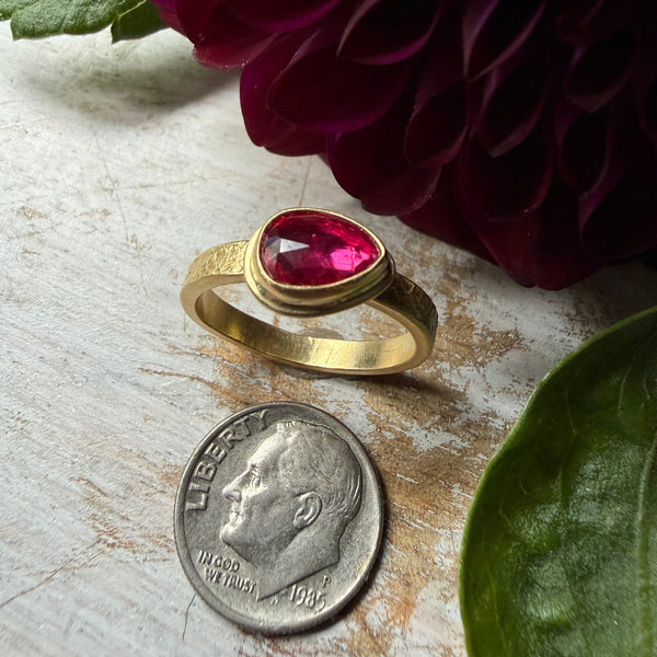 18k Gold Ruby Ring