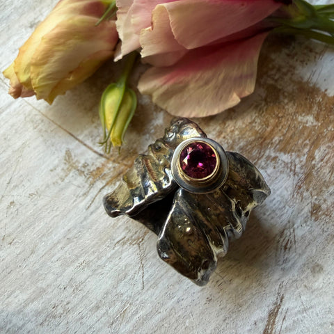 Fused 18k Tourmaline Ripple Chunky Ring