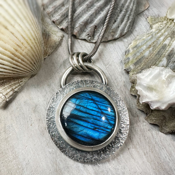 Elemental Smooth Round Labradorite Necklace