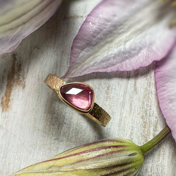 Rose Cut Pink Sapphire Gold Ring
