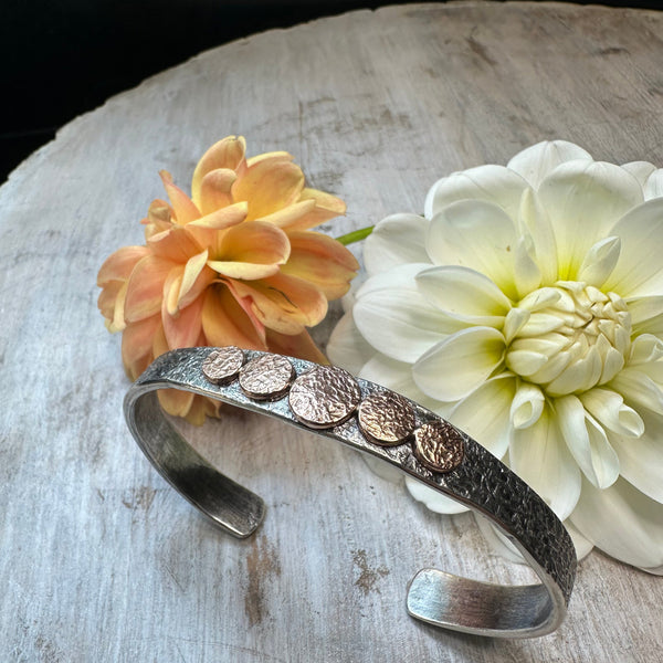 Chunky Sculpted Graduated Rondel Cuff