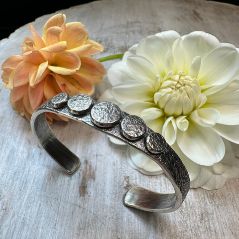 Chunky Sculpted Graduated Rondel Cuff