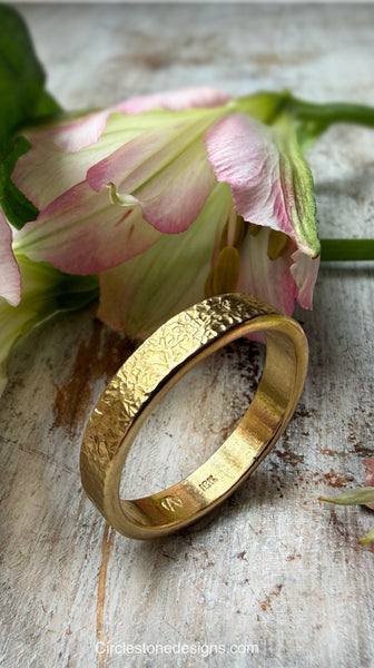18K Yellow Gold 4mm wide Ring