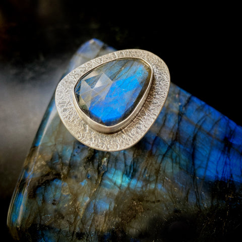 Rose Cut Triangular Chunky Labradorite